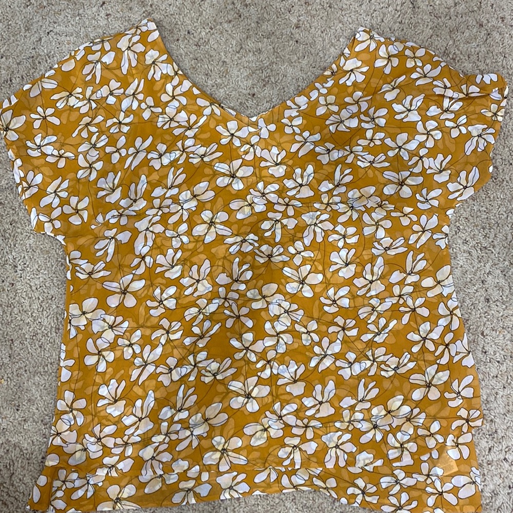 Gold/Yellow V-Neck